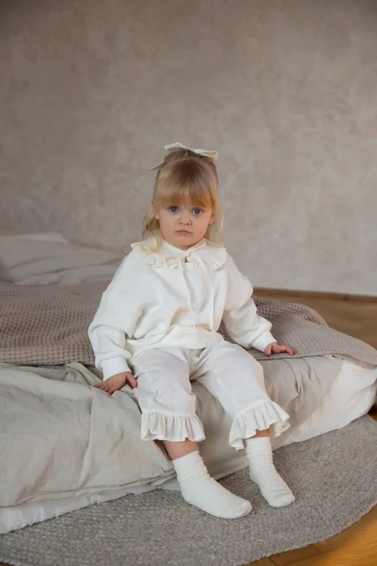 Komplet z dzianiny i lnu „Softly”. Sweterek i spodnie — Atelier Loome
