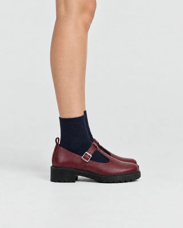 Bordowe buty Mary Jane damskie ze skóry roślinnej – Curtsy — BOHEMA