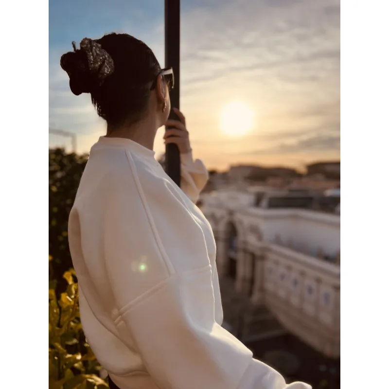 Soft Spot / kremowa bluza basic — Bohemian Soul