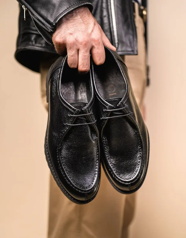 Tyrolean Shoes Czarny Dandycore x — CLUE