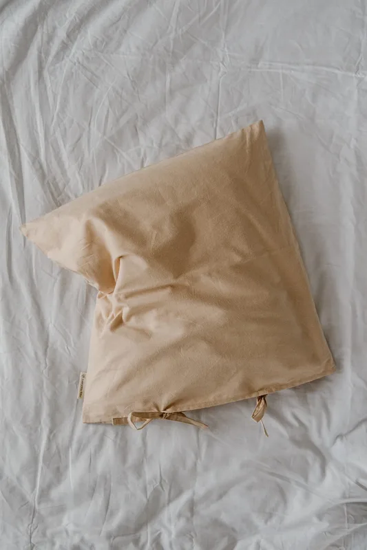 Poszewka bawełniana (Jasiek) beżowa — Everyday Ritu