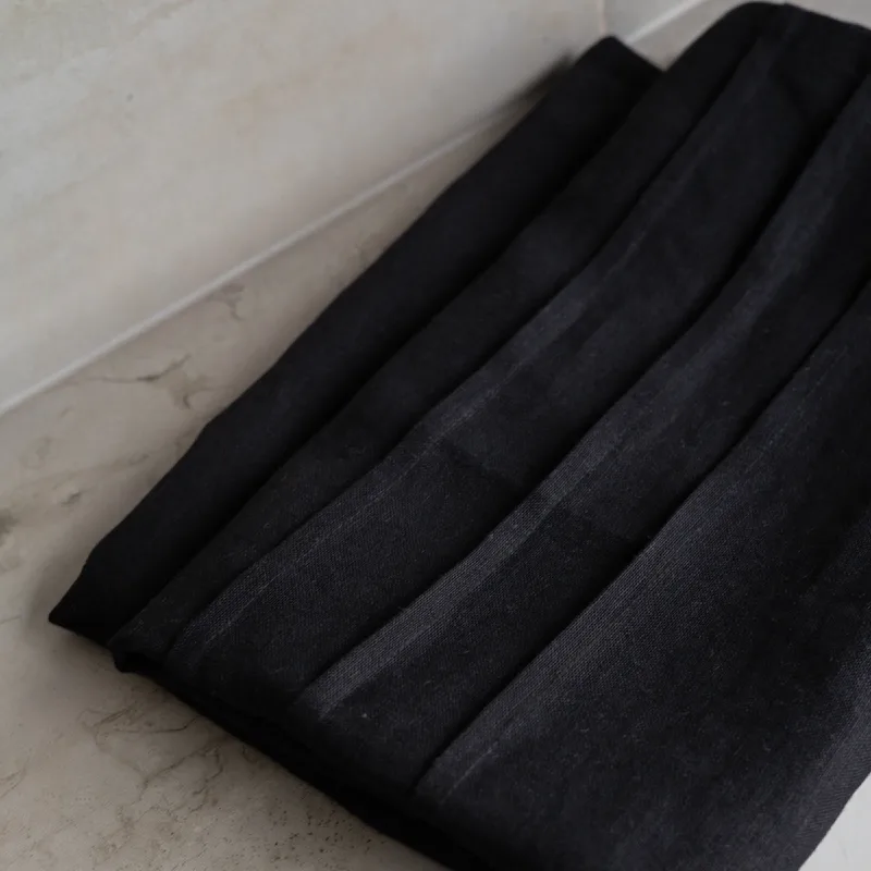 ręcznik lniany z plisami / carbon — Figa Shop