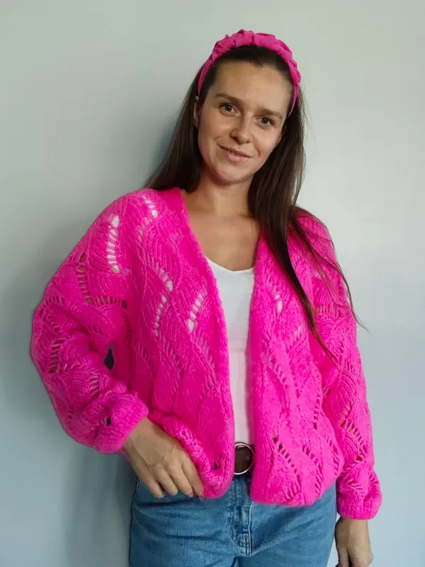 Ażurowy sweter z wełny merino i moheru – Neon Pink — GIGULEK