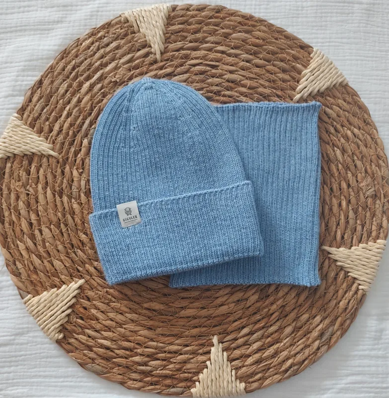 Czapka i komin ze 100% wełny merino – niebieski — GIGULEK
