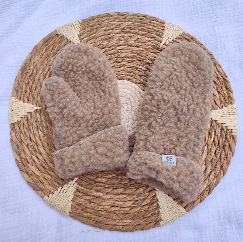 Rękawiczki Vela ze 100% wełny merino – dębowe — GIGULEK