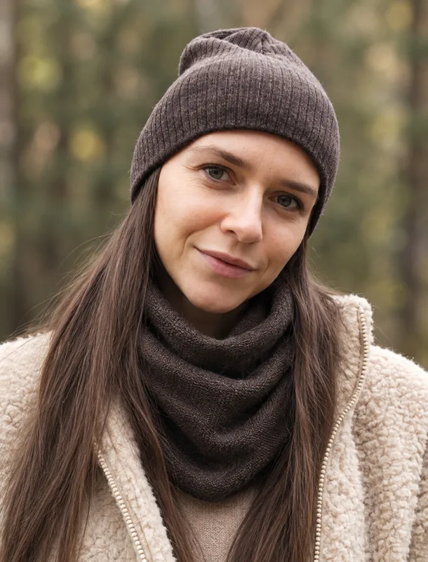 Czapka Ayla 100% wełny merino – czekolada — GIGULEK