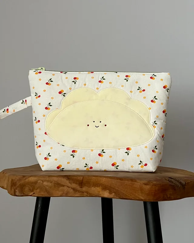 Kosmetyczka pierożek — Jesko Studio