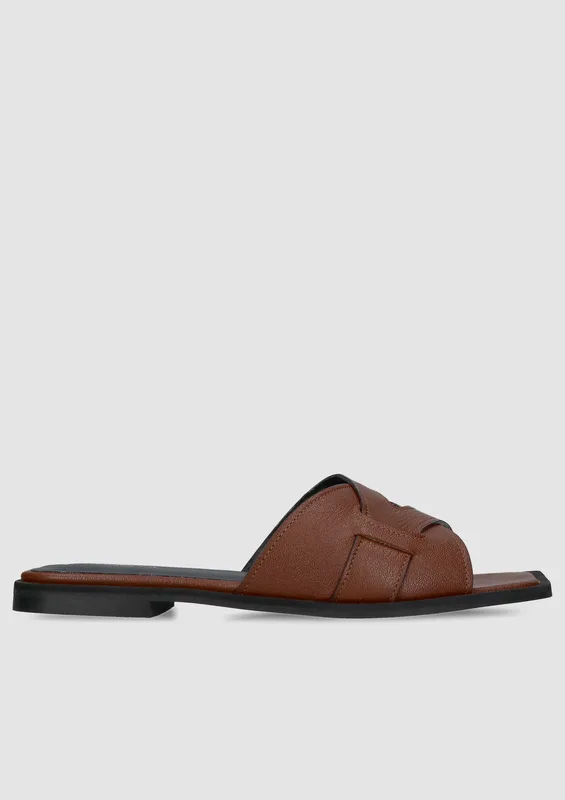 Brązowe klapki Virelle — Konopka Shoes
