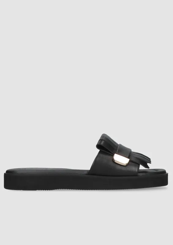Czarne klapki Giulia — Konopka Shoes