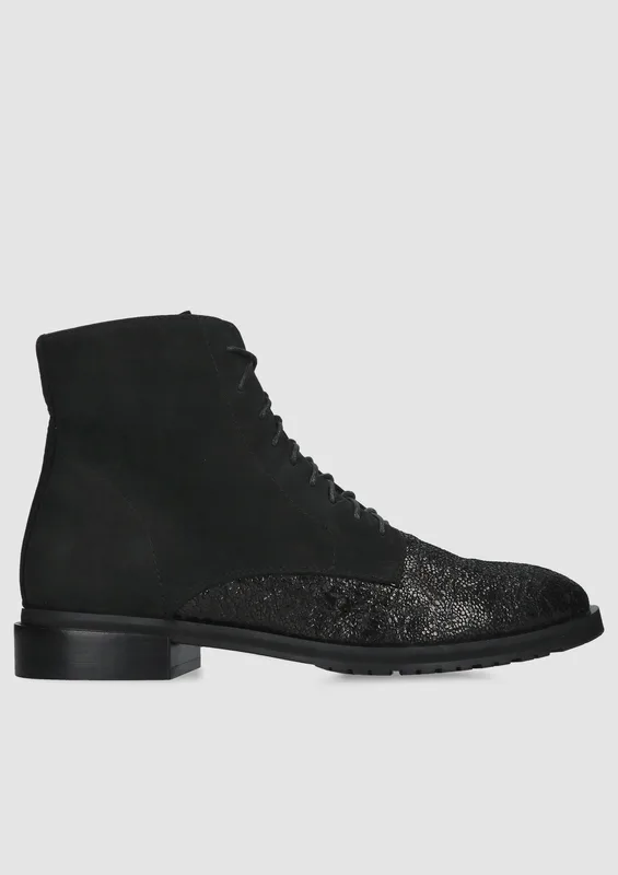 Czarne botki Cornelie — Konopka Shoes
