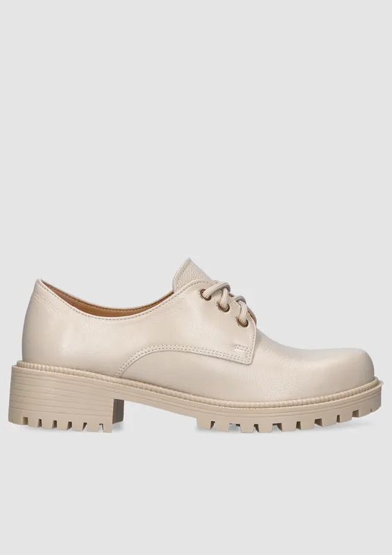 Beżowe półbuty Norene — Konopka Shoes