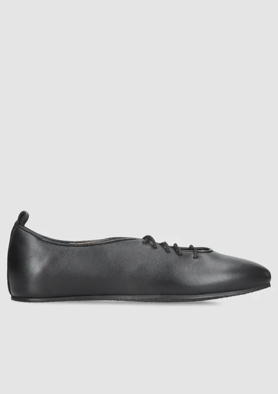 Czarne półbuty Luisa — Konopka Shoes