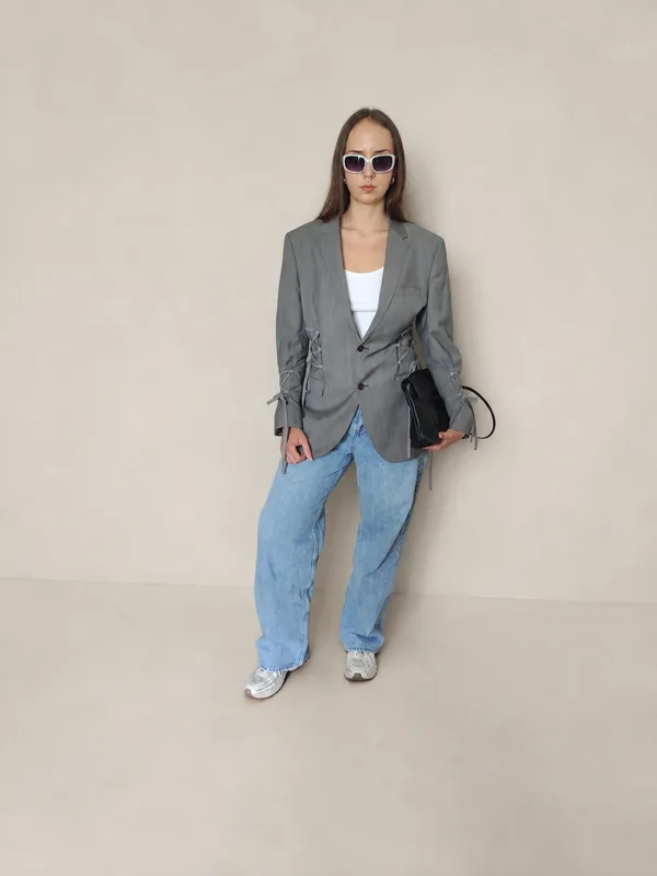 Szara marynarka oversize z wiązaniami — Lavanzo