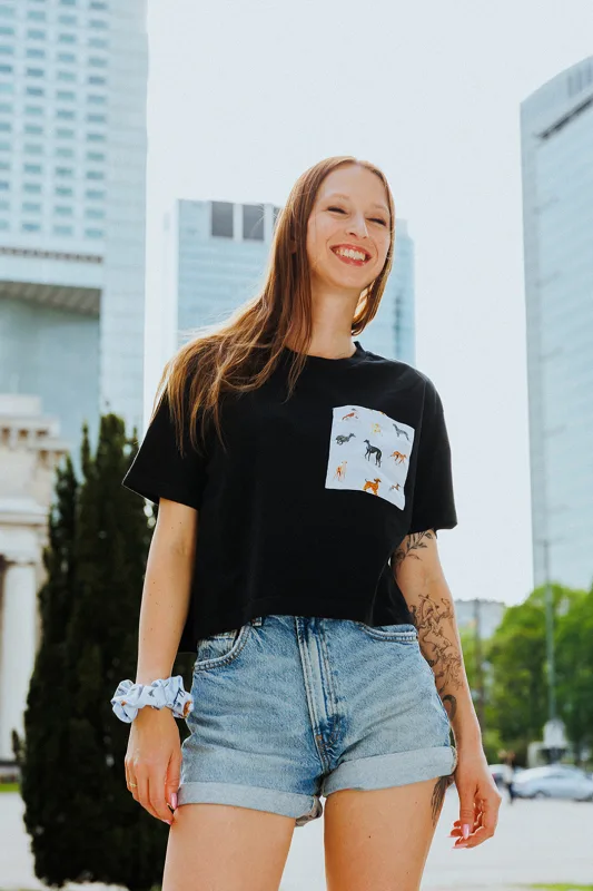 T shirt czarny z kieszonką w charty crop — LOANI