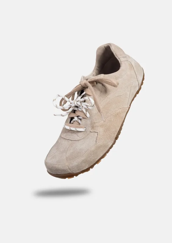 Damskie sneakersy barefoot LEGEND SAND SUEDE — Magical Shoes
