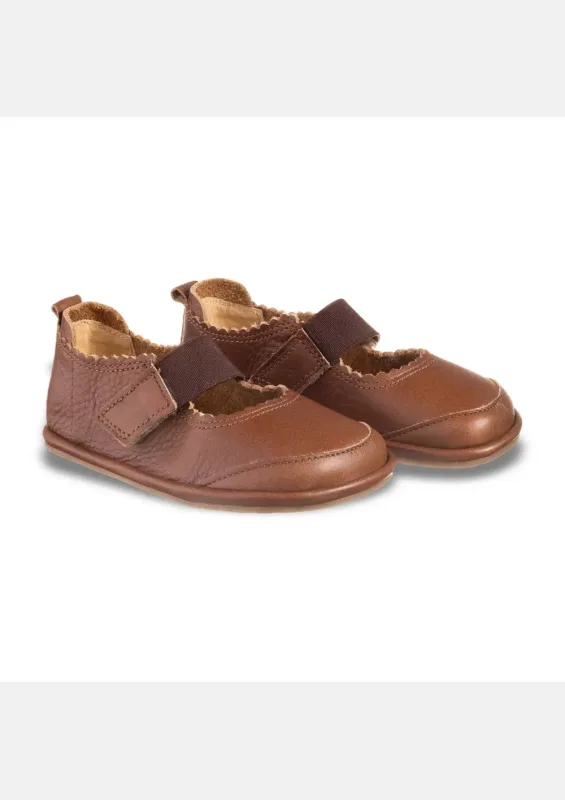Buty barefoot dla dziewczynki – GLORIA CHOCOLATE — Magical Shoes