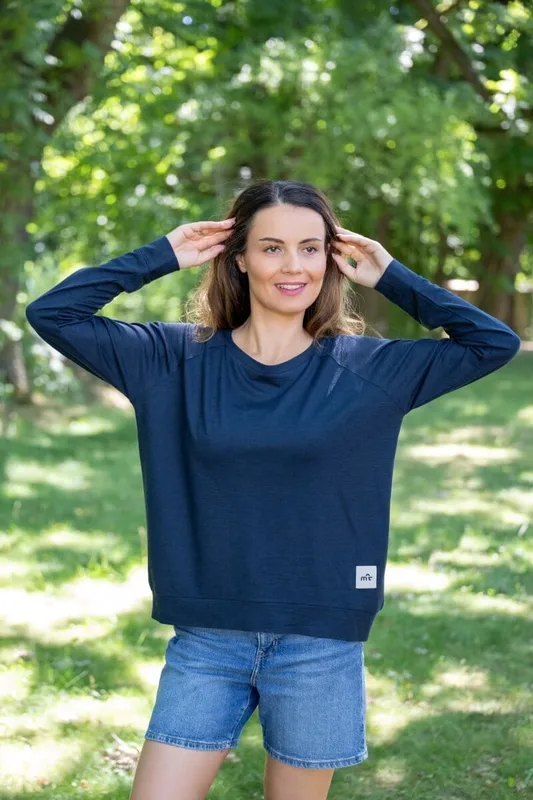 Damska bluza z wełny merino RWS granatowa, cienka, oversize — MeriTales