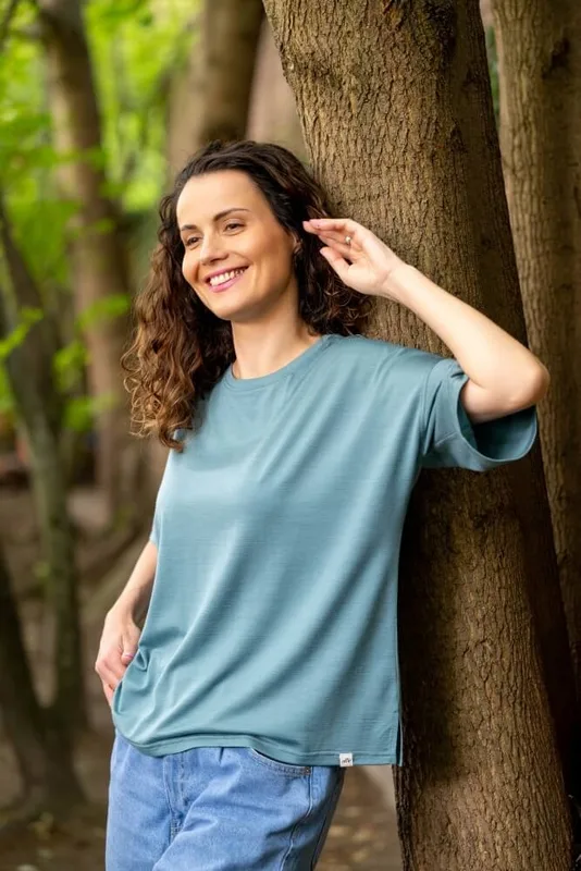Koszulka z wełny merino damska, t shirt z merynosa, szałwiowy — MeriTales