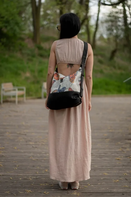 Torebko plecak EasyBAG rude motyle na czarnym — MOKA