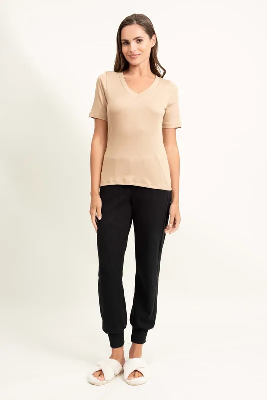 Loungewear wiskozowy T SHIRT w serek – camel — Oh!Zuza