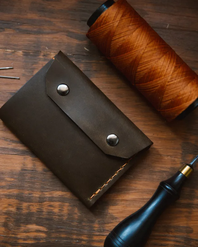 Portfel Nomad – brązowy — Poley Leather Design