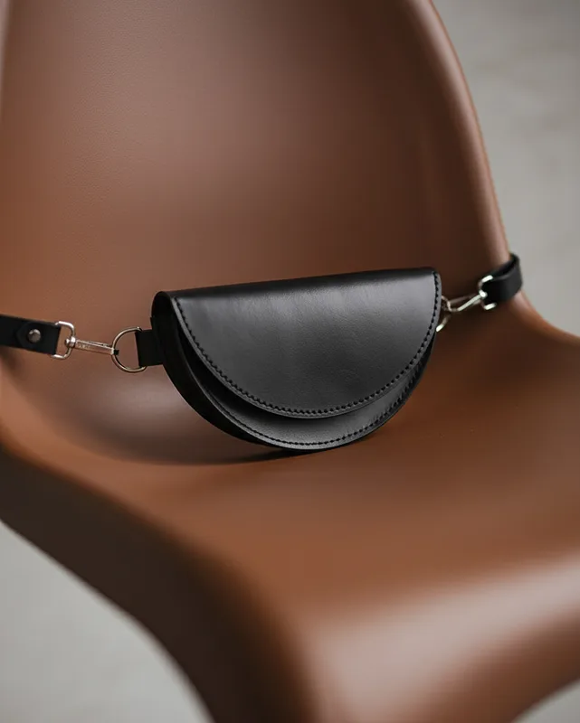 Nerka półksiężyc – — Poley Leather Design