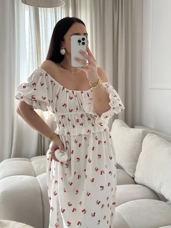 SUKIENKA BIAŁA W WIŚNIE AMELIA — WANT
