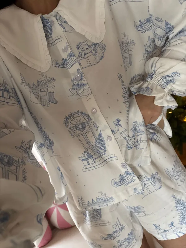 PIŻAMA ŚWIĄTECZNA Z KOŁNIERZYKIEM SPODENKI LUNA BLUE — WANT